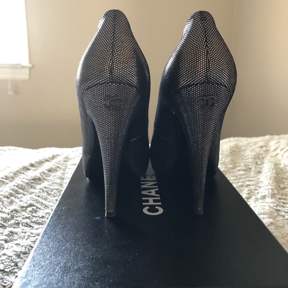 Chanel Pumps- WORN TWICE! - Picture 3 of 8